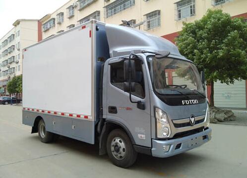 程力威牌CLW5040XWTB6型舞臺(tái)車